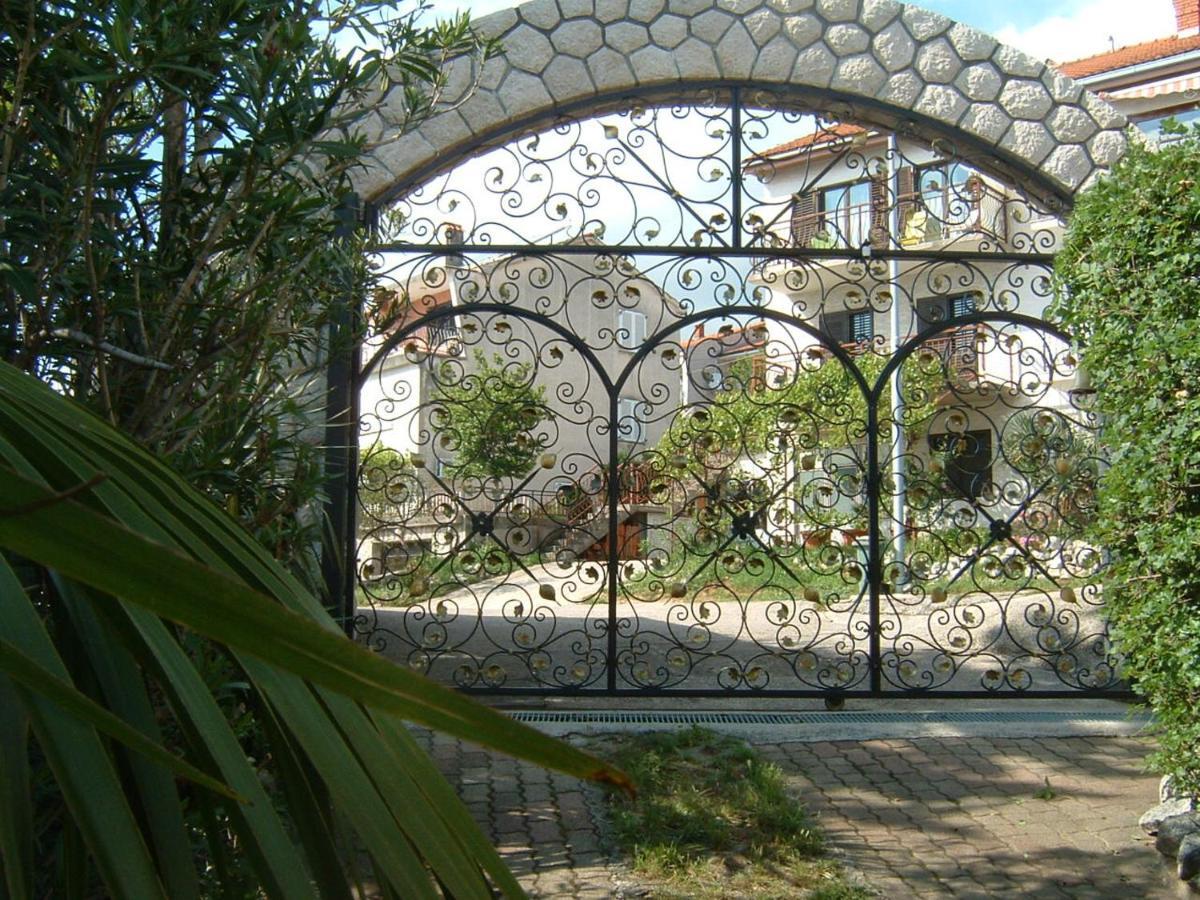 La Villa - Beach House & Rooms Crikvenica Dış mekan fotoğraf